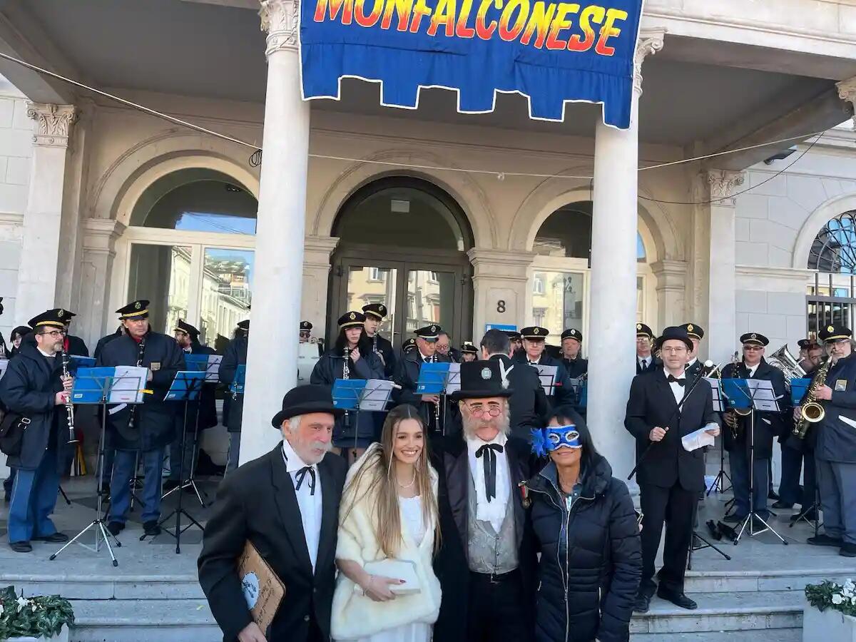 Oltre 6.000 persone alla tradizionale "Cantada" del 140° Carnevale monfalconese - 