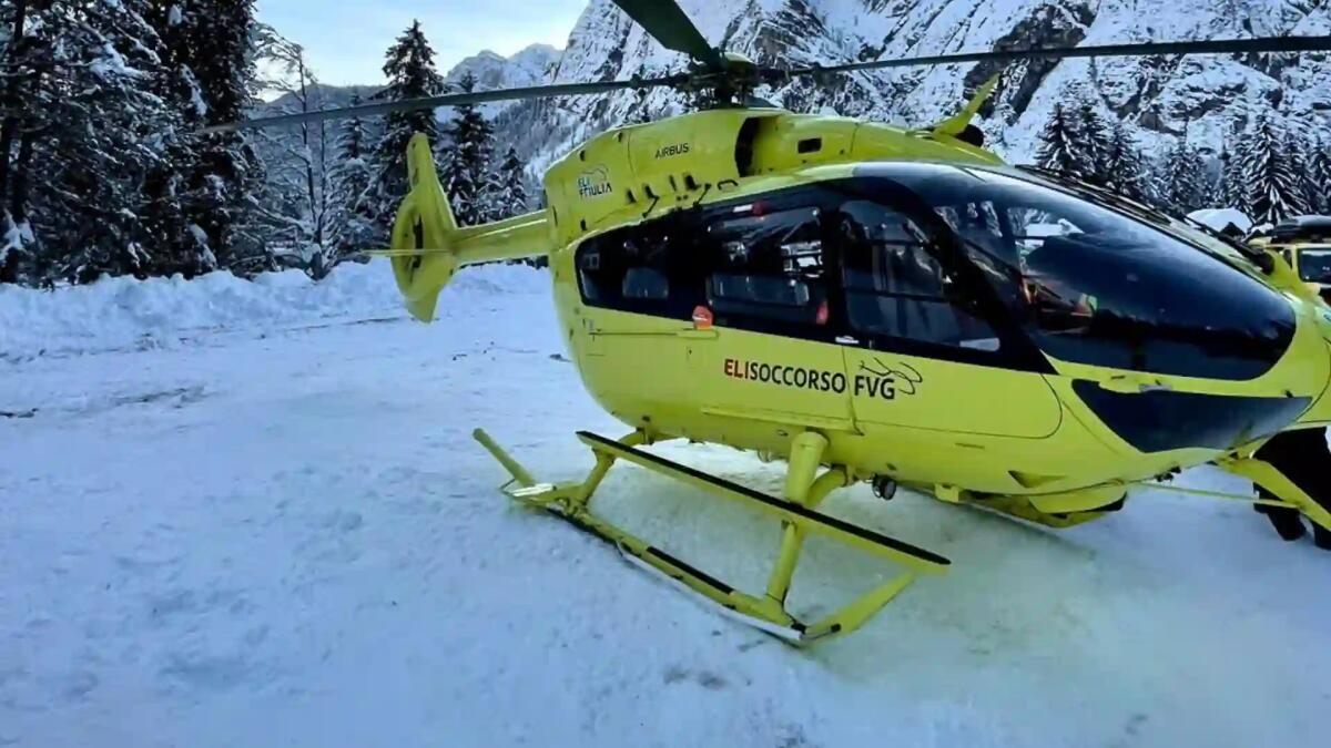 Colto da malore nei pressi del Rifugio Marinelli a 2100 metri di quota - 