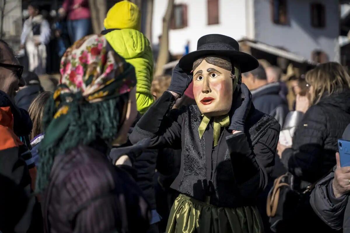 Il Carnevale in Friuli Venezia Giulia: una Festa di colori, tradizioni e sapori - 
