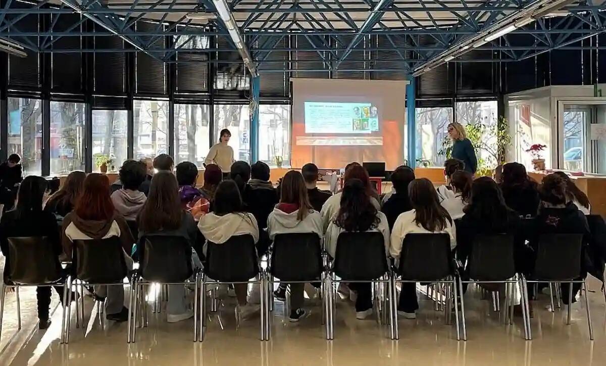 Cordenons: il Liceo Galvani realizza posate 3d per anziani con demenza - 