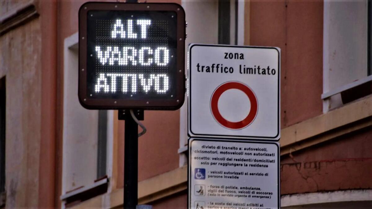 Udine, area pedonale e zona a traffico limitato (ZTL) dal 2 aprile: ecco le novità - 