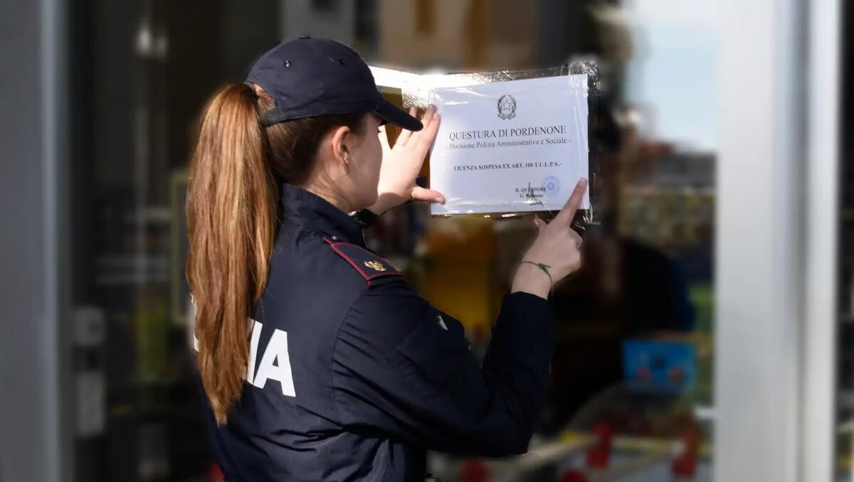Droga, pregiudicati e troppo alcol: chiuso per 30 giorni un locale nel centro di Pordenone - 