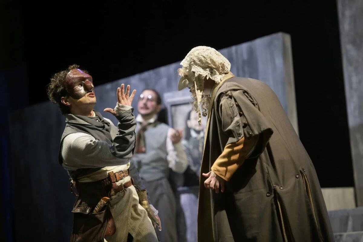 Stivalaccio Teatro a Grado, Maniago e Codroipo con "Arlecchino muto per spavento" - 