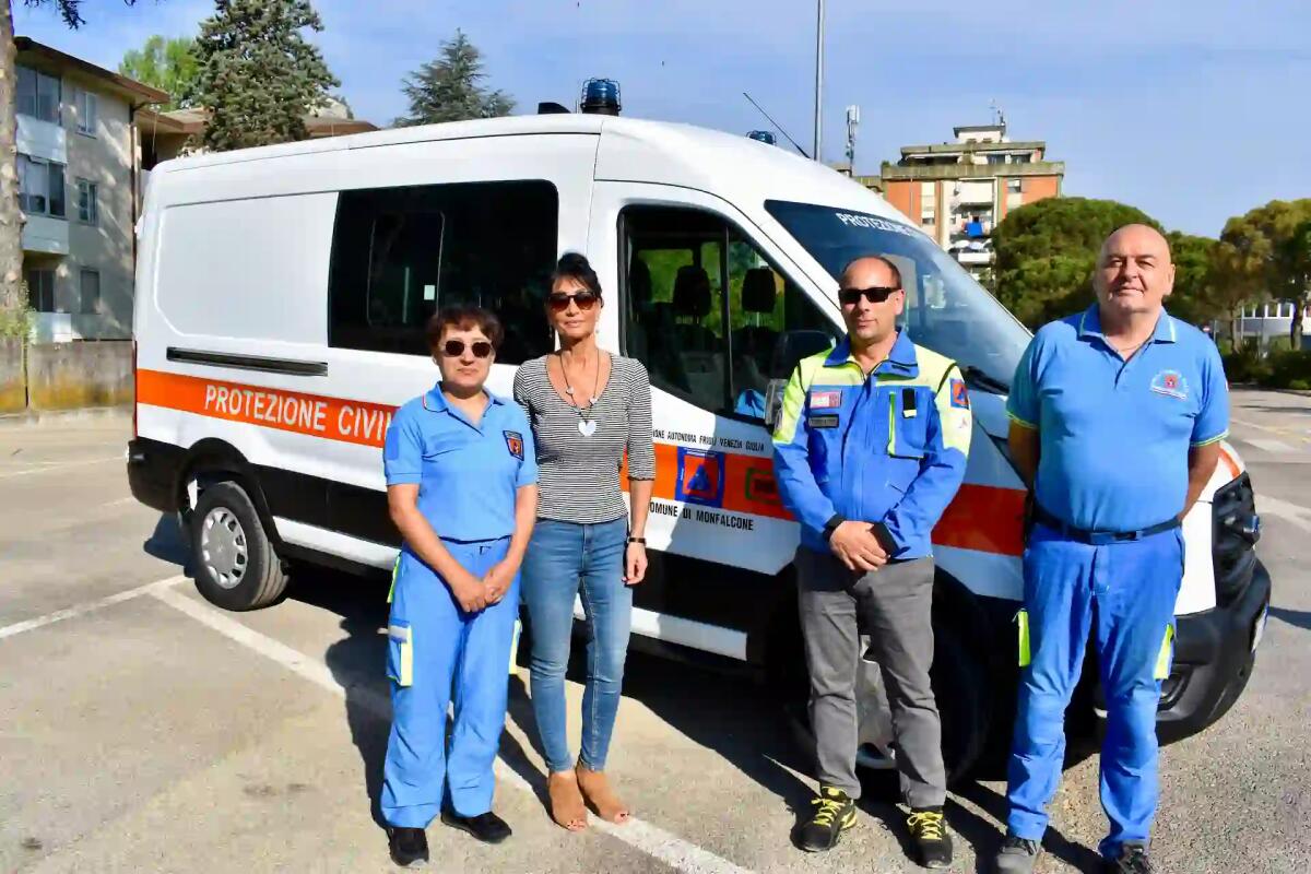 La Protezione Civile di Monfalcone si rinnova: entra in servizio un nuovo furgone 4x4 - 