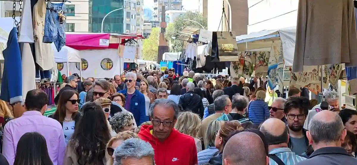 "Gli Ambulanti di Forte dei Marmi(R)" a Venezia Mestre domenica 5 maggio - 