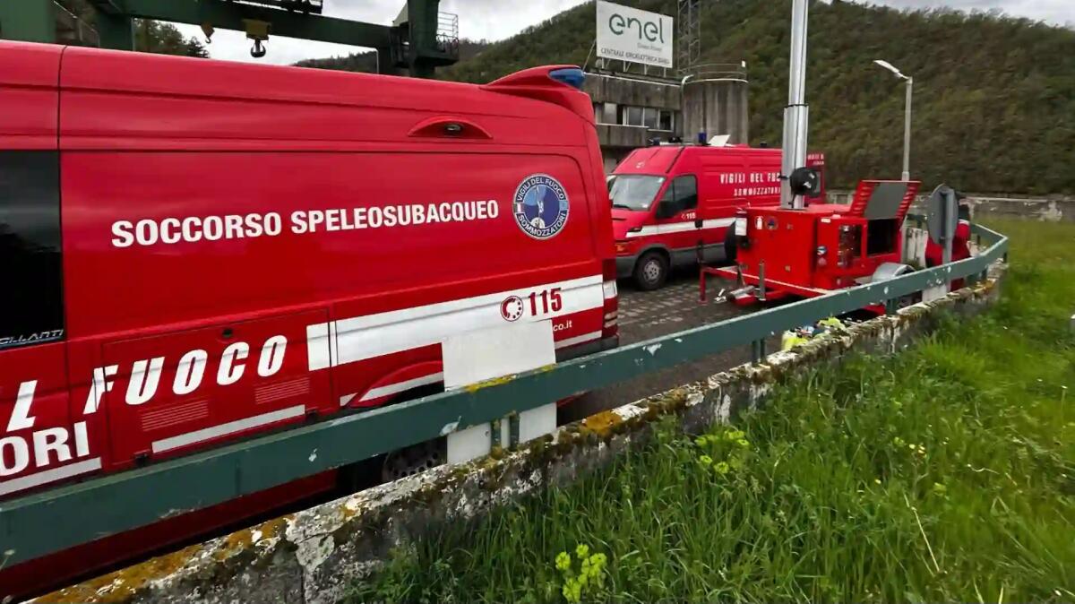 Speleosub dei pompieri da Vicenza e Venezia in supporto presso la Diga di Suviana -