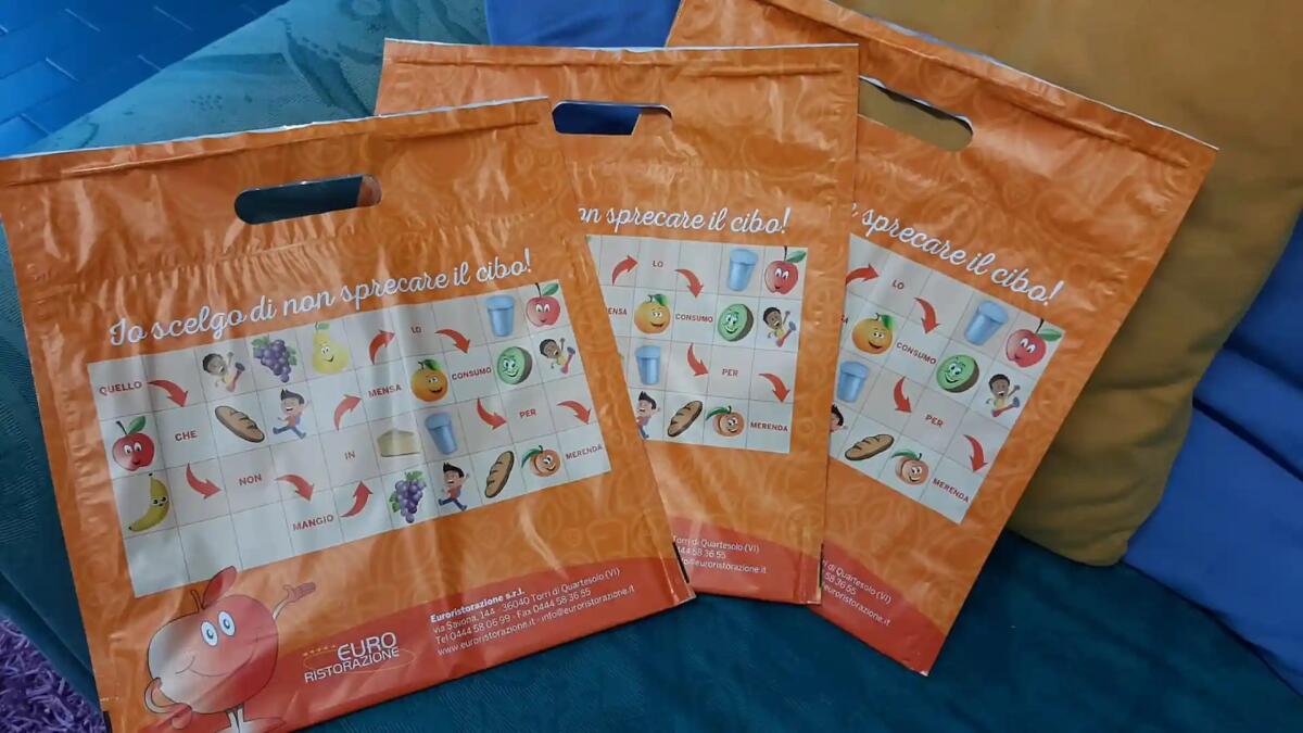 Jesolo lancia il "Sacchetto Salva Merende" contro lo spreco di cibo -
