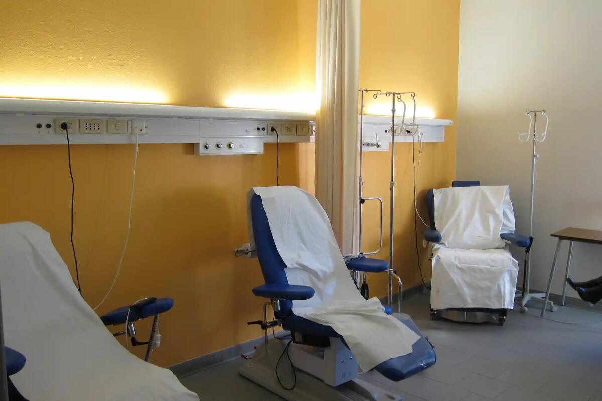 Pordenone e San Vito, ambulatori chemioterapici: «vanno abbassati i tempi di attesa» - 