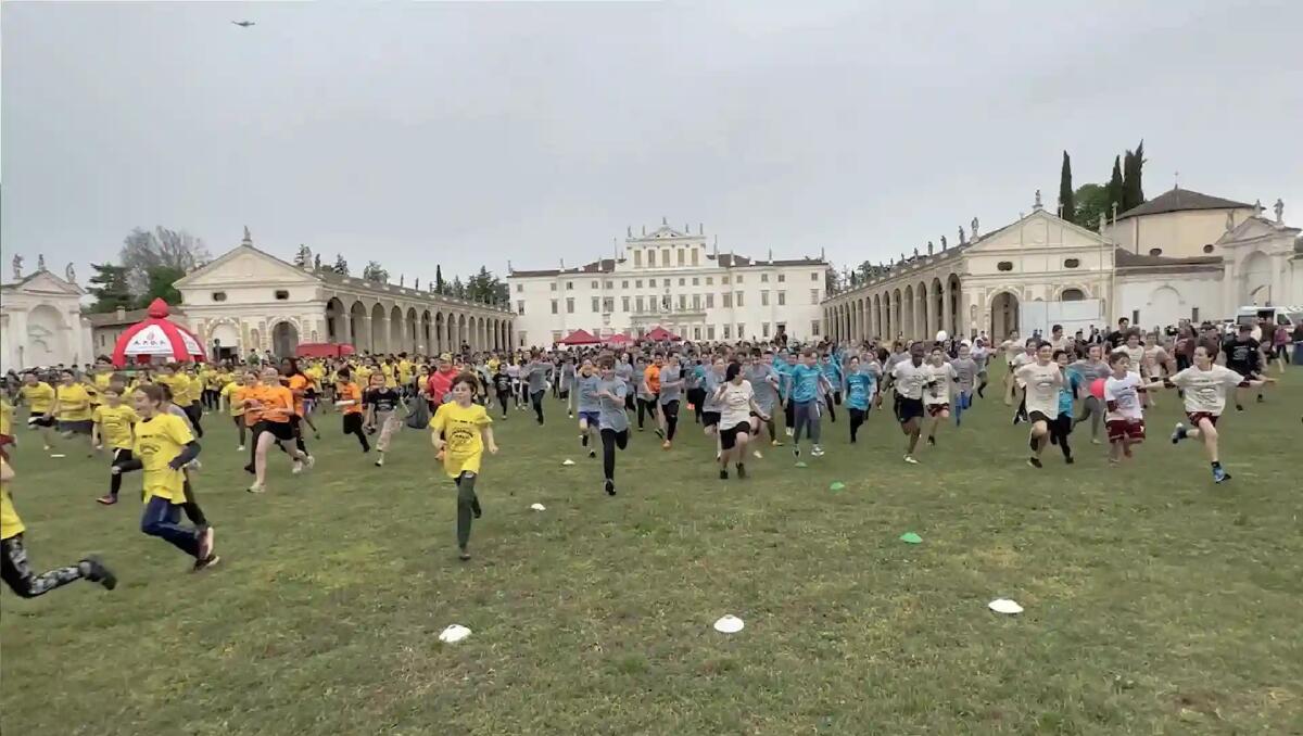 Rugby Tag, a Villa Manin un evento promuove lo sport e l'integrazione tra studenti - 