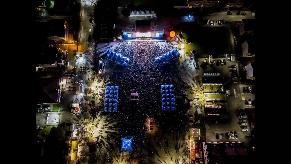 Aperyshow 2024: unione di Arte e Solidarietà nel cuore del Veneto -