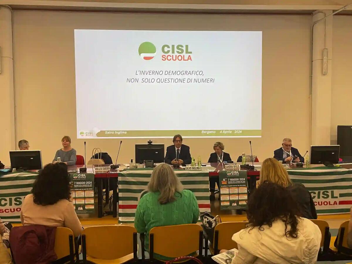 Sfide e criticità nella scuola, il dibattito all'Assemblea sindacale della Cisl a Treviso -