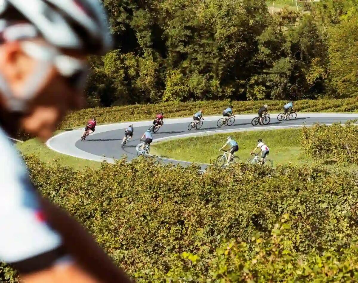 Nalini e Prosecco Cycling pedalano insieme: dedicata a Giacomo Puccini la maglia per i partecipanti gold -