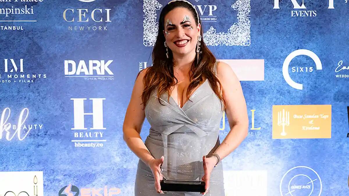 La padovana Aba Chiara vince a Istambul il premio come “Favorite Entertainment in Europa e Asia” -