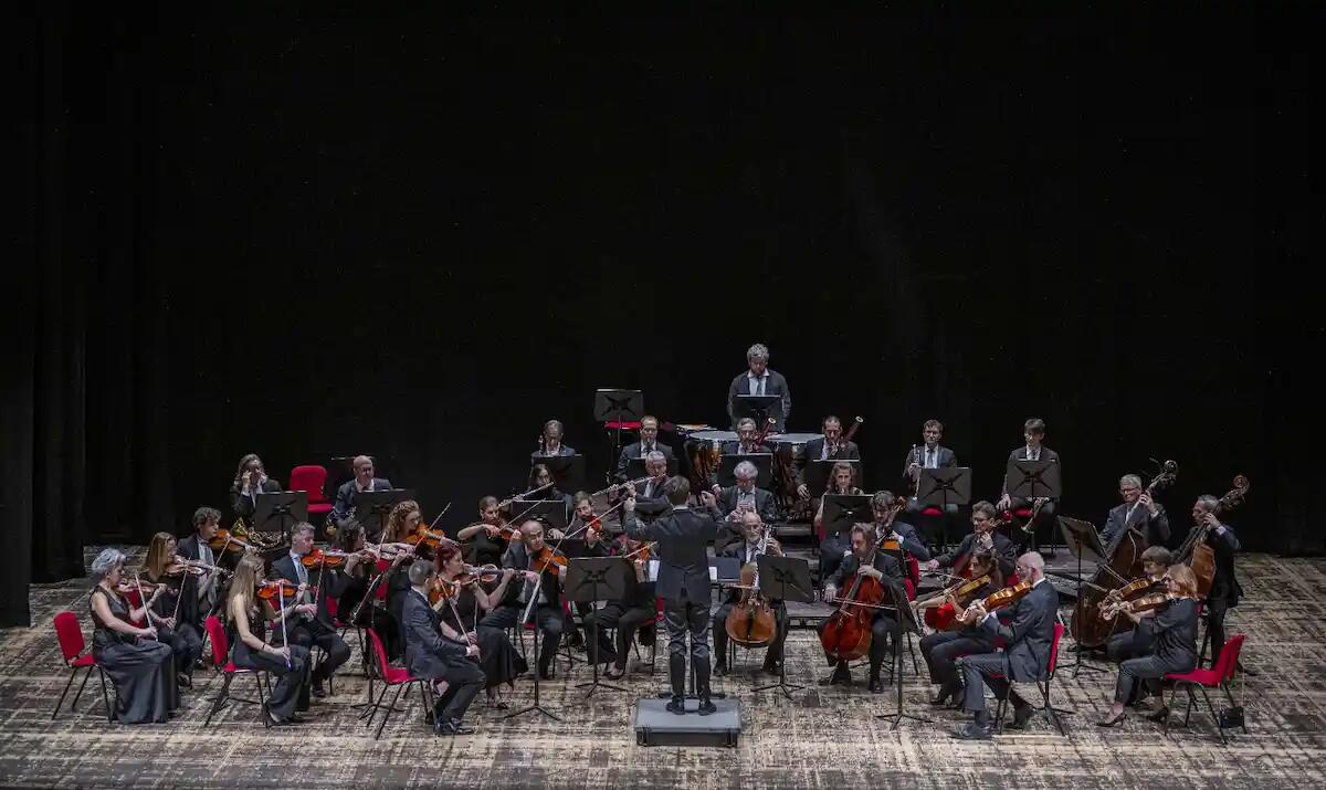 La giovane promessa del violino Vikram Francesco Sedona al Teatro Mario Del Monaco - 