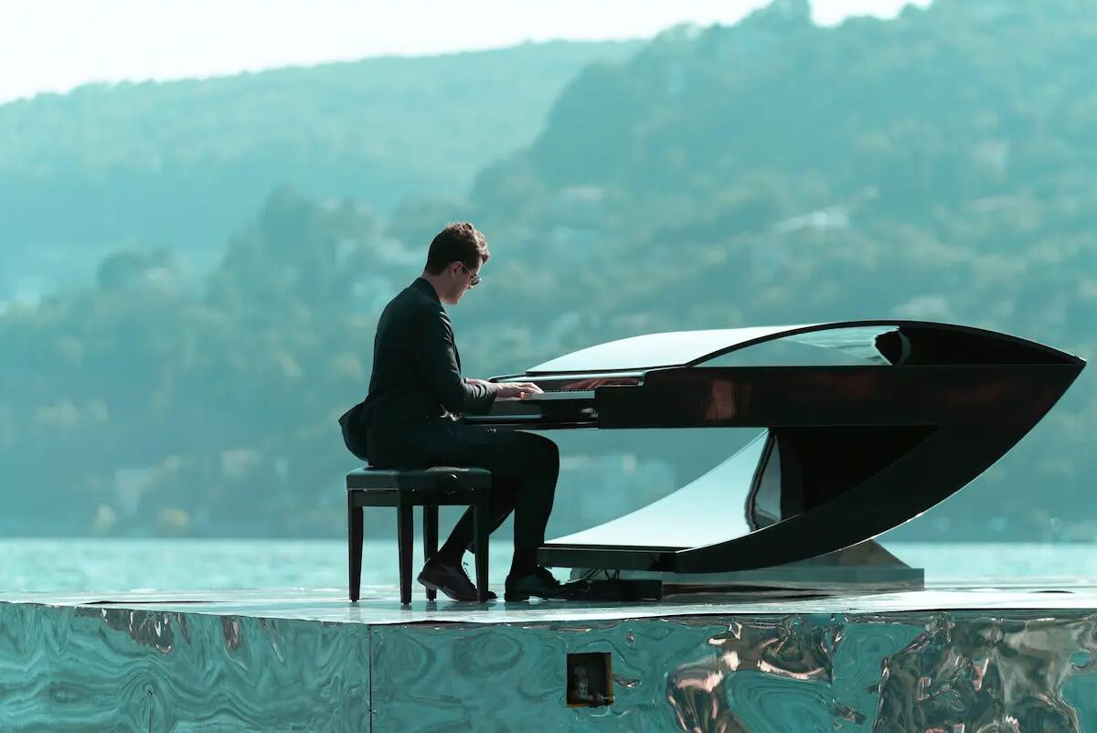 Biennale: Illycaffè regala alla città di Venezia un concerto di Alessandro Martire ai Giardini Reali - 