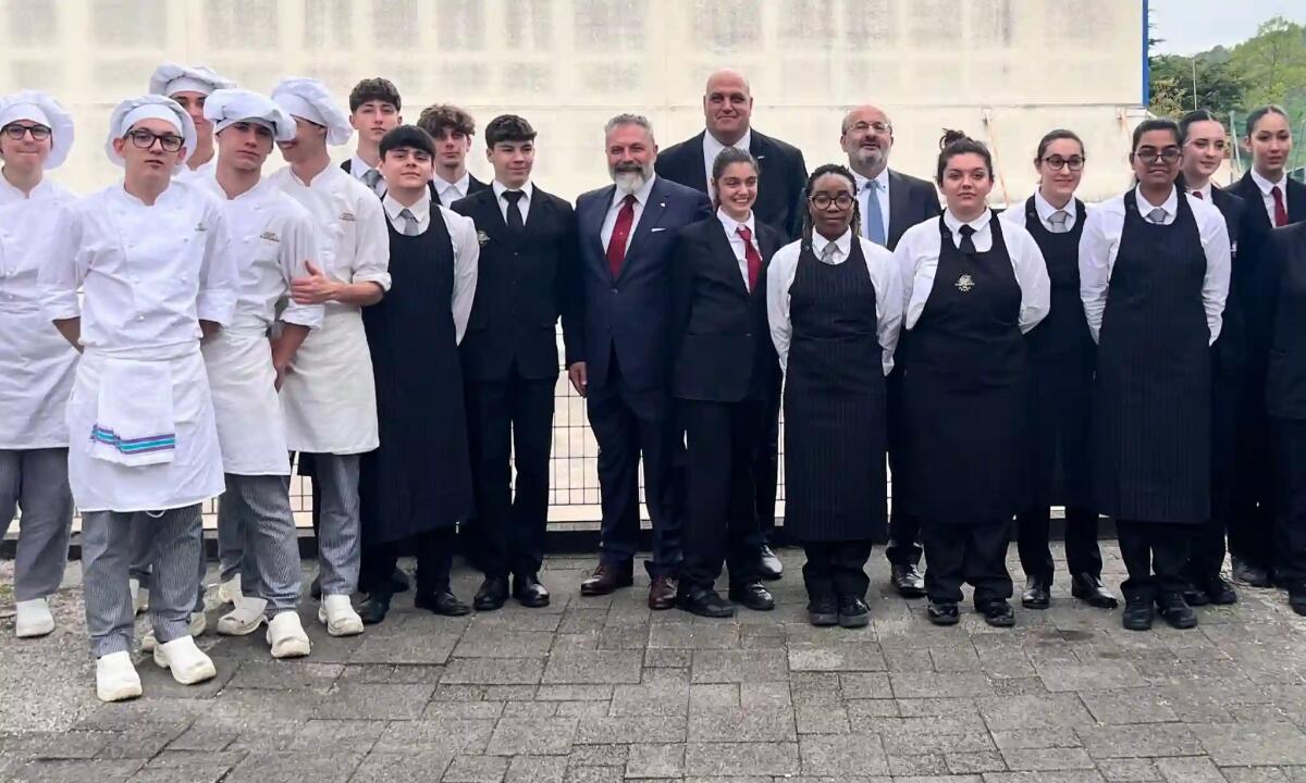 Gli allievi di IAL FVG mostrano talenti e competenze alla Festa della Polizia a Gorizia - 