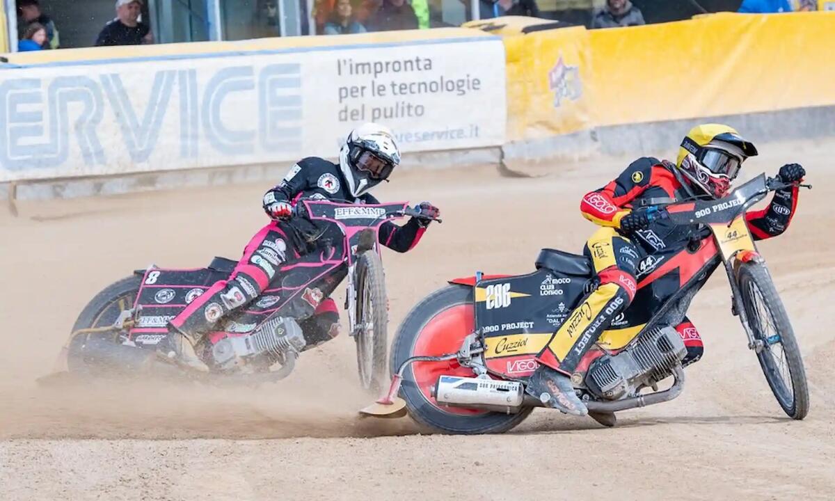 Campionato Italiano speedway, paura per un incidente a Terenzano: feriti due piloti - 