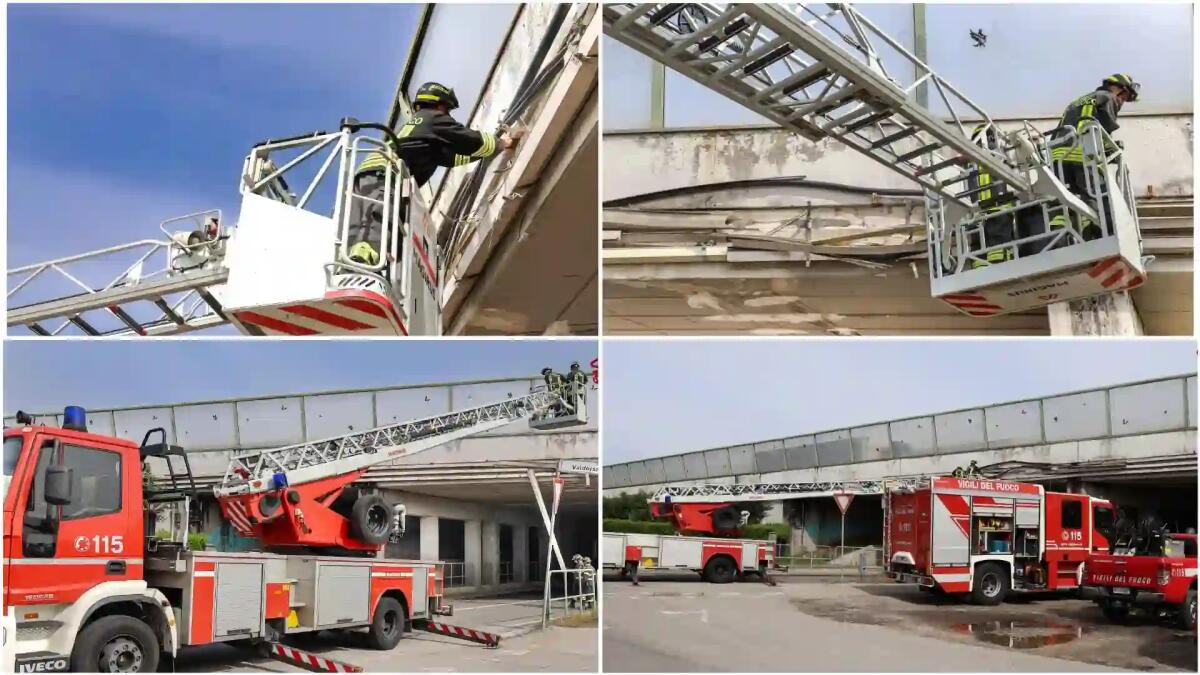 Camion urta e danneggia il cavalcavia in A4, poi prosegue senza fermarsi - 