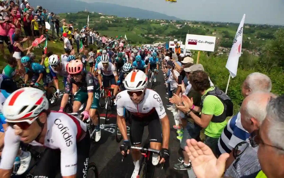 Giro d'Italia, il Muro di Ca’ del Poggio aspetta la grande festa rosa -