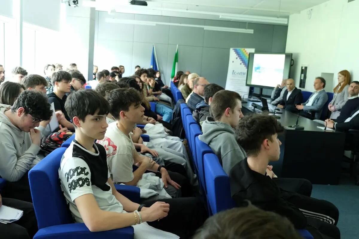 Oltre 70 Allievi Ial Fvg a un incontro per scoprire le nuove frontiere dell'industria meccanica - 