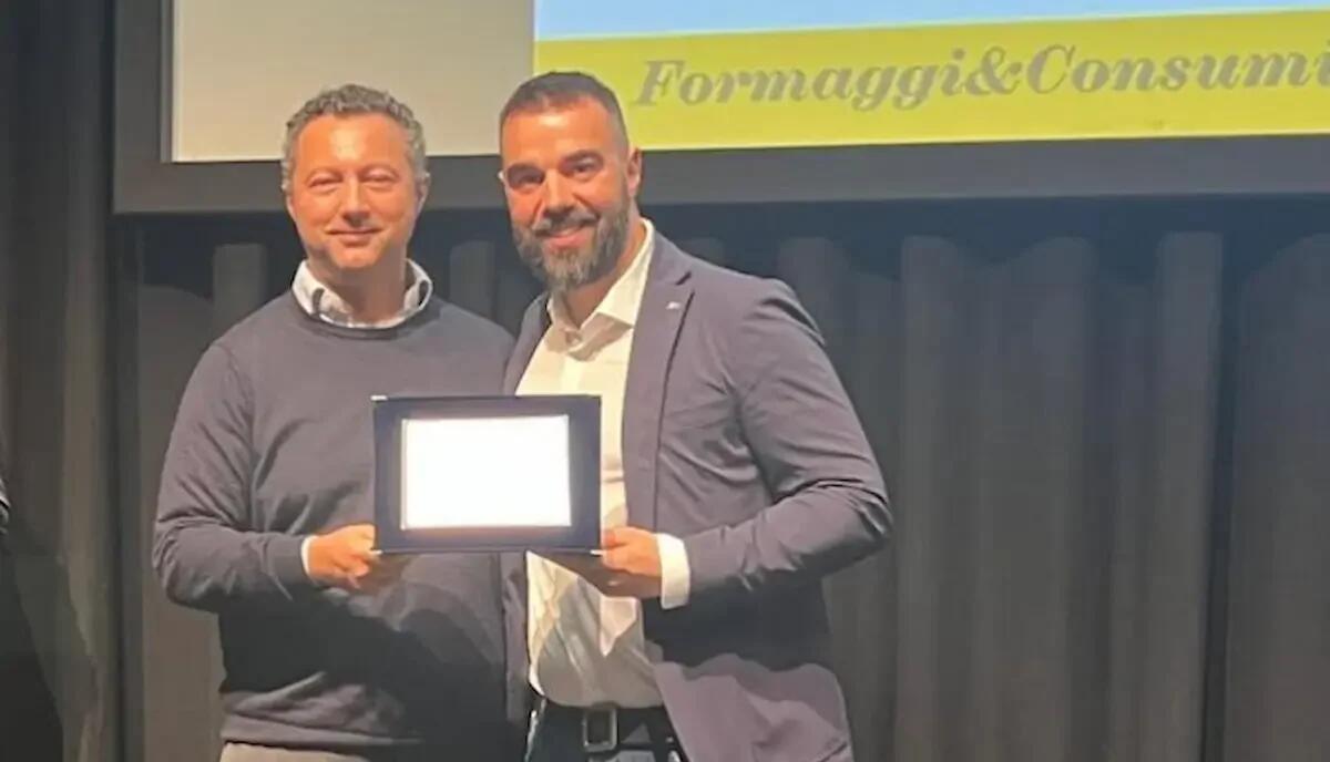 Doppia vittoria del Consorzio Tutela Formaggio Asiago ai Formaggi & Consumi Awards 2024 -