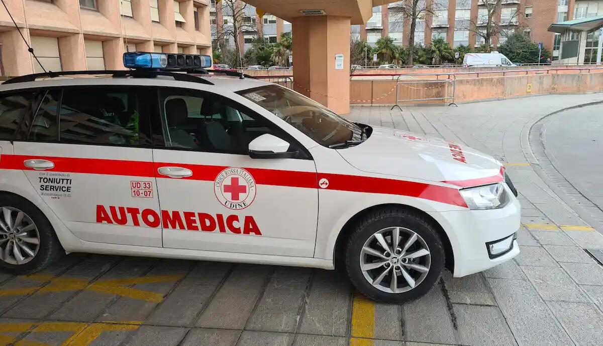 Tragico incidente a Lavariano, scontro tra corriera e auto: chi è la vittima - 