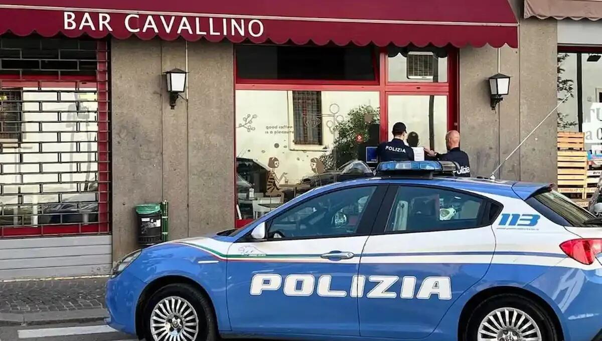 Spacciava al Bar, le "dosi" nascoste nel reggiseno. 38enne arrestata e locale chiuso - 