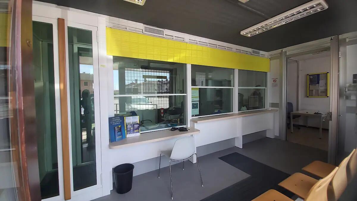 Nuovamente operativo l'ufficio postale di Vivaro - 