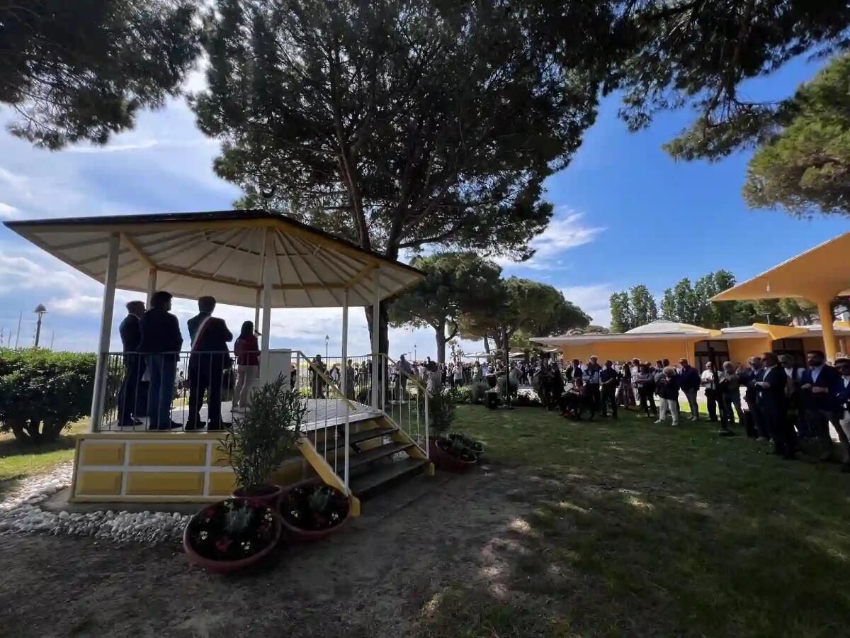 Inaugurata la stagione balneare di Grado: «aumento delle presenze del +9,4%» - 
