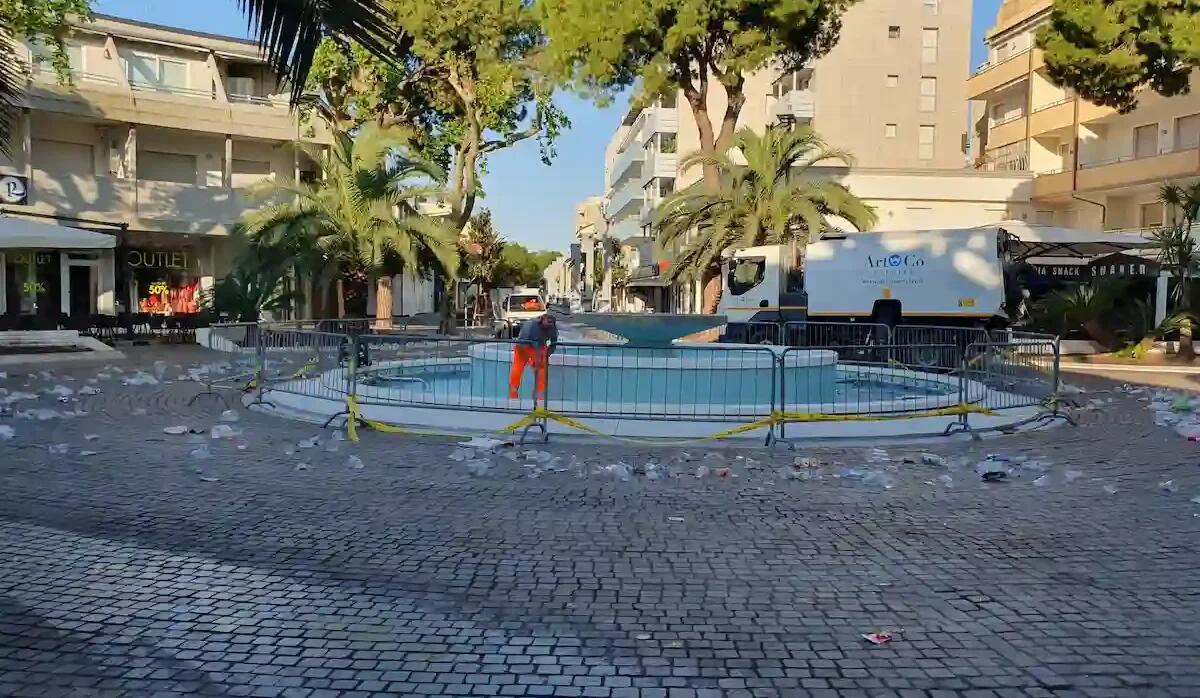 Lignano, eccessi di Pentecoste: 13 le squadre al lavoro ogni giorno per ripulire la città - 