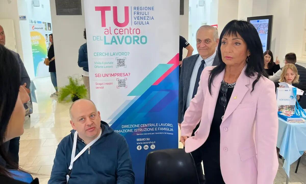 Oltre 100 posti di lavoro in 12 aziende friulane: 300 candidati a confronto -