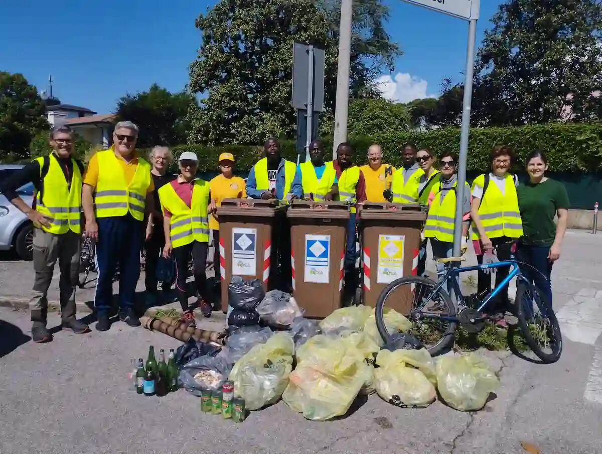 Pordenone. Puliamo i quartieri: un successo per il quartiere Sacro Cuore - 