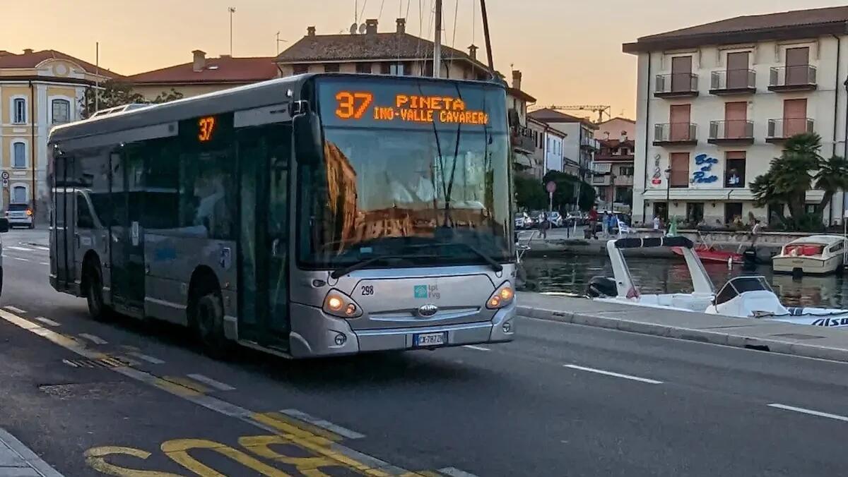 Nuovo orario estivo per il servizio urbano di Grado dal 19 maggio: bus più frequenti  - 