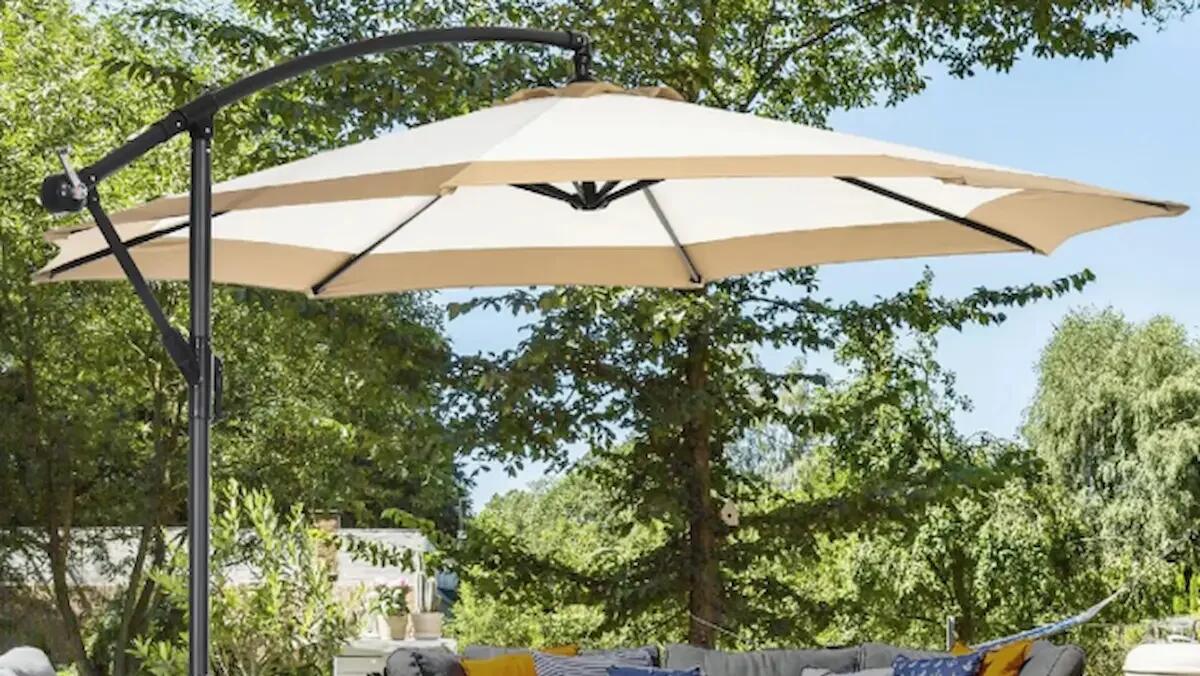 Ombrellone a braccio: perfetto per il tuo giardino - 