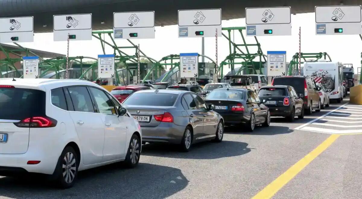Weekend di traffico in A4: adunata degli alpini e concerto di Sfera Ebbasta. Le previsioni - 