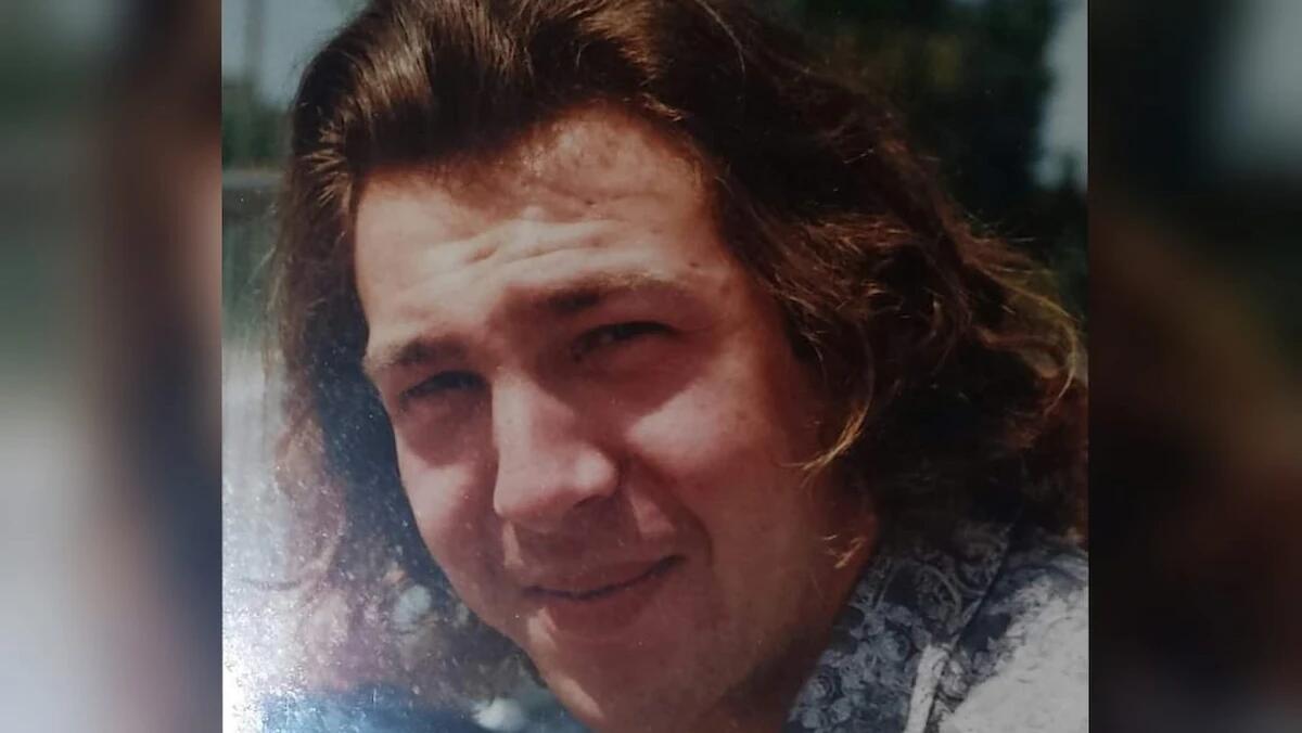 Si schianta con la moto contro un camion: muore 56enne - 