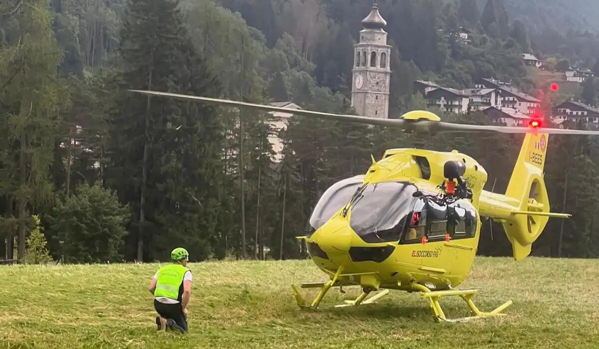 Diretti al Rifugio Pacherini restano  bloccati fuori sentiero: soccorsi con l'elicottero - 
