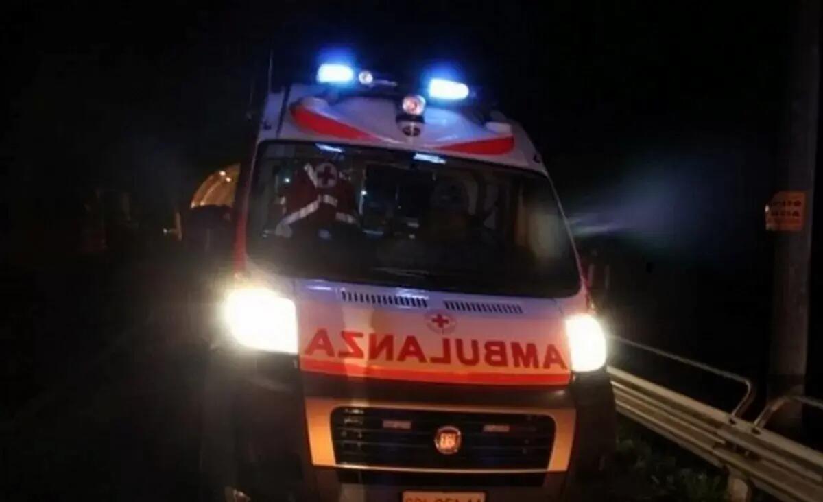 Grave incidente a Maserà di Padova: moto contro furgone, centauro in ospedale - 