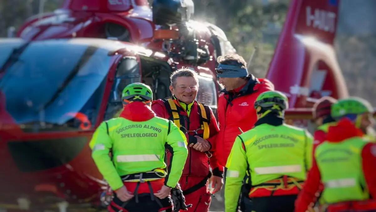 Addio a Gino Comelli, Pioniere dell’Elisoccorso e Fondatore dell’Aiut Alpin Dolomites - 