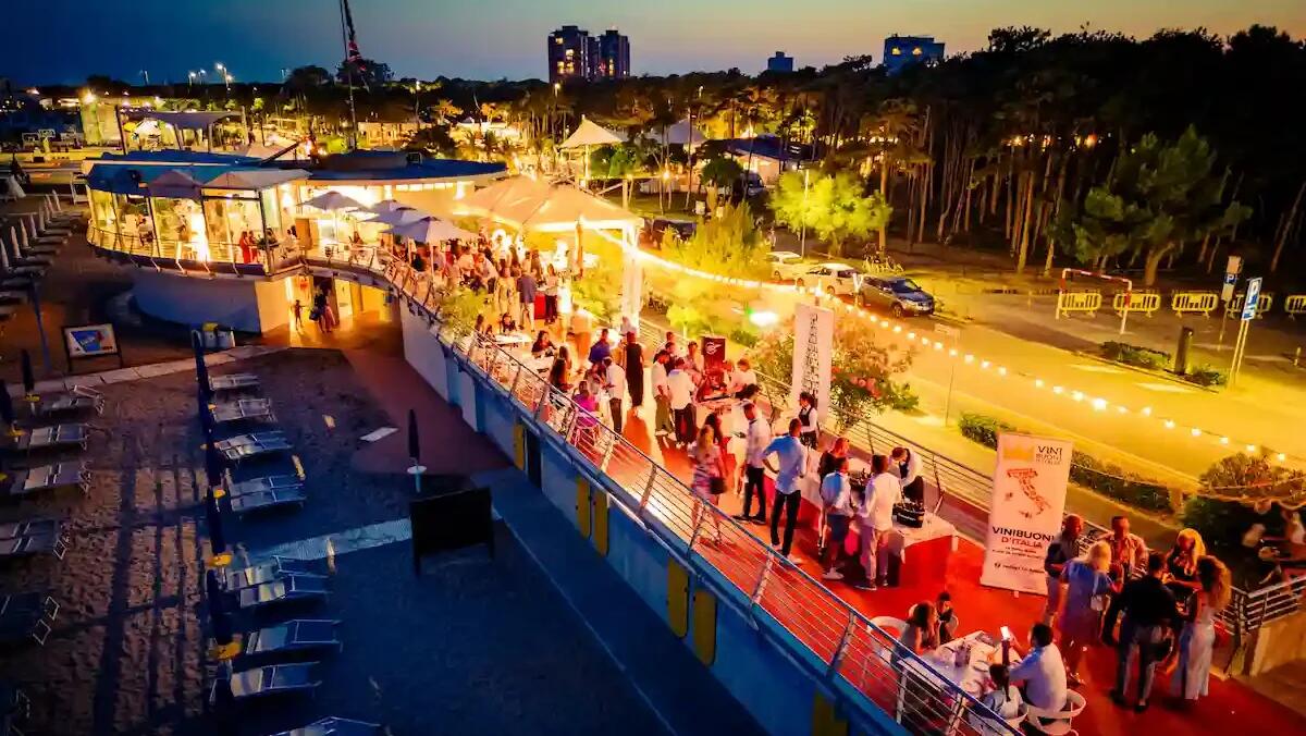 Lignano Pineta. Ritorna "Un Mare di Gusto", la kermesse enogastronomica in riva al mare - 