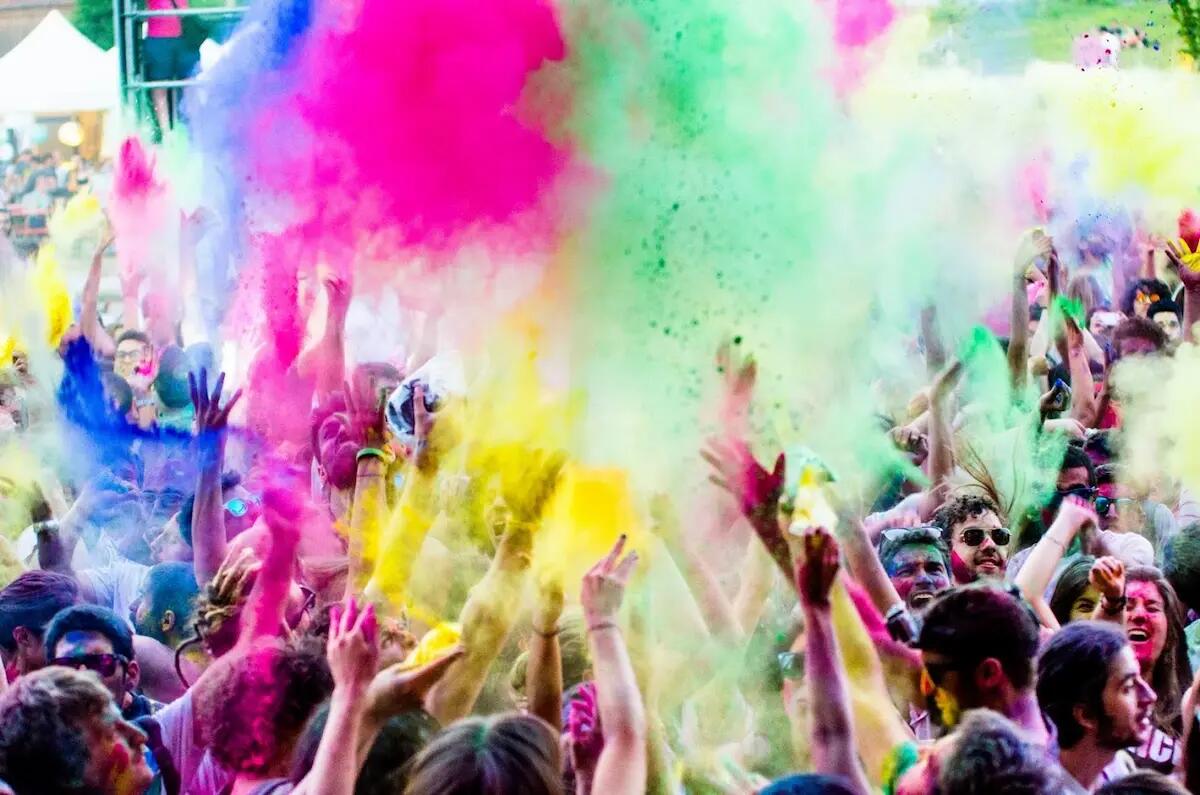 Montecchio Maggiore si prepara a un’esplosione di colori con l’Holi festival -
