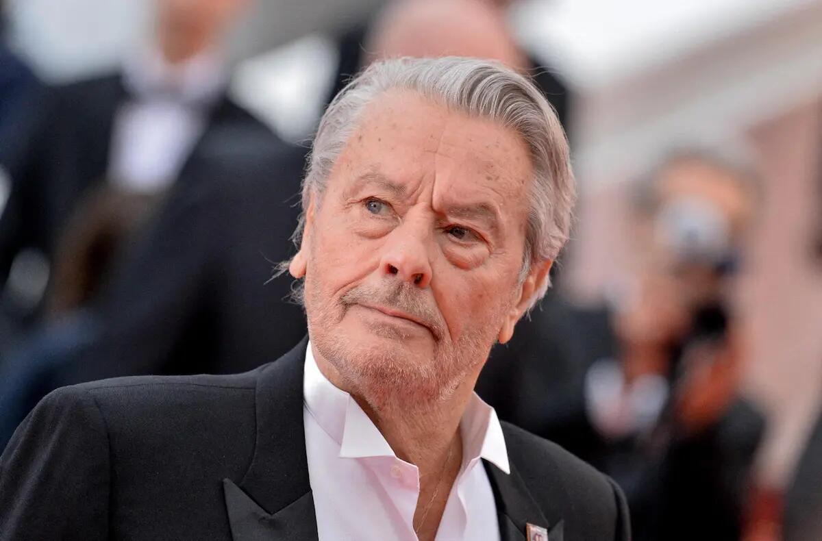È morto l'attore Alain Delon, leggenda del cinema - 