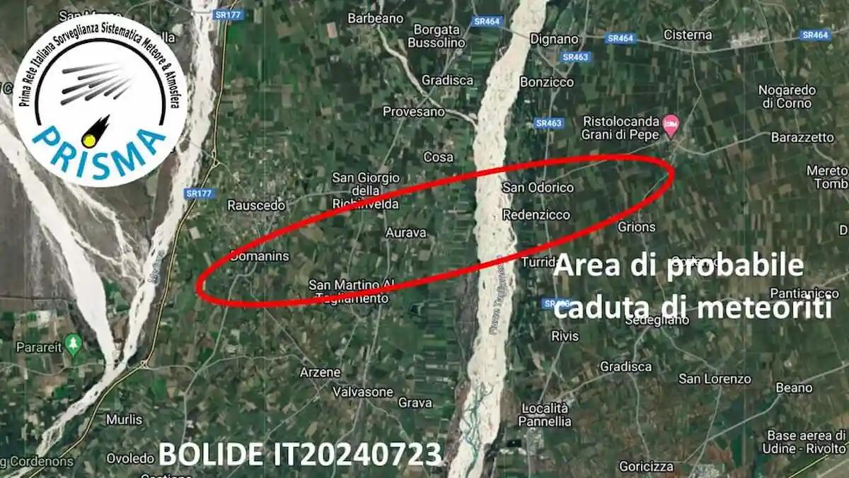 Spettacolare meteora esplode nell'atmosfera sopra a Pordenone: i frammenti a terra - 