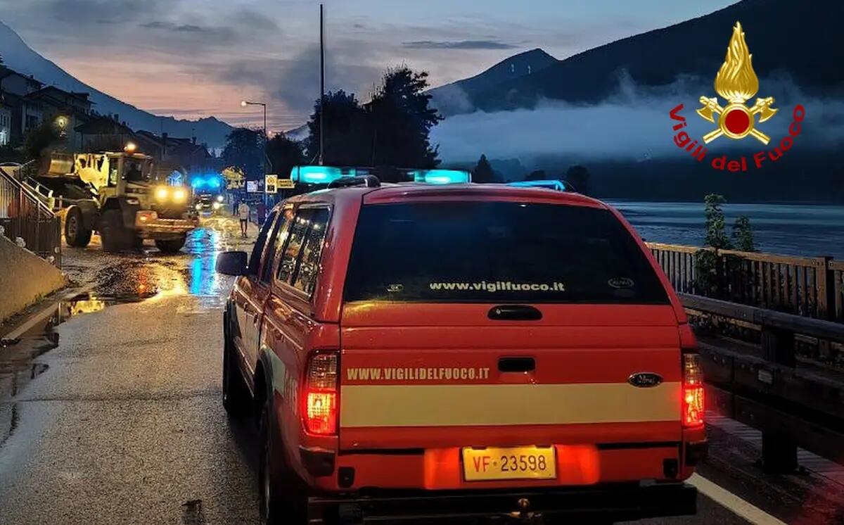 Nubifragio a Barcis nella notte: smottamenti e frane, chiusa la Strada Regionale 251 - 