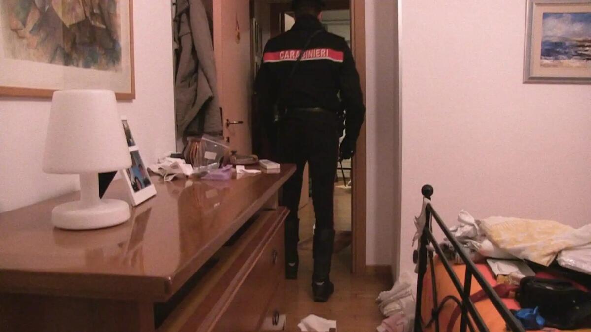 Il proprietario è assente, assalto dei ladri in casa a Fagagna: via oltre 7mila euro - 