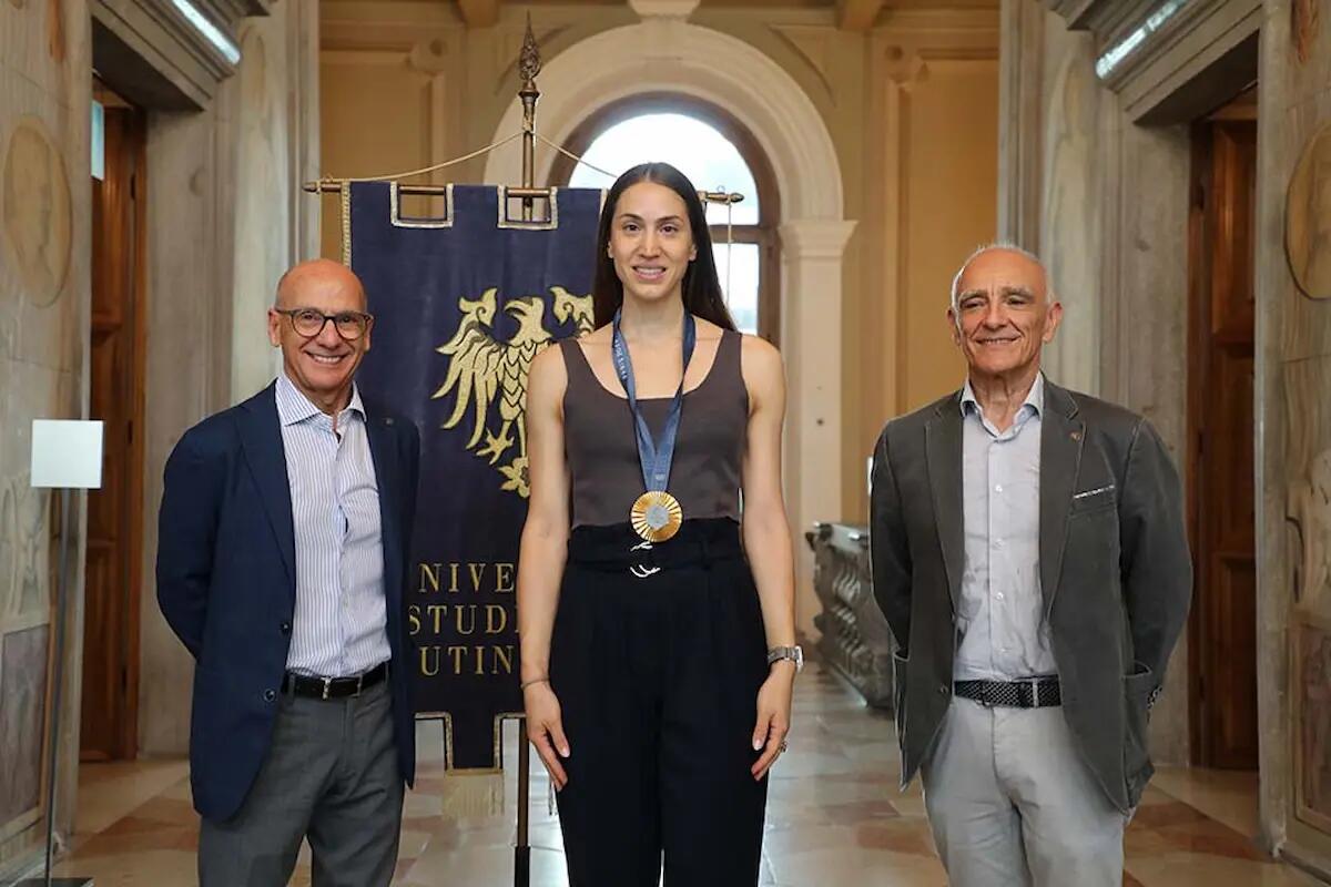 Giulia Rizzi incontra il rettore Roberto Pinton dopo il trionfo olimpico - 