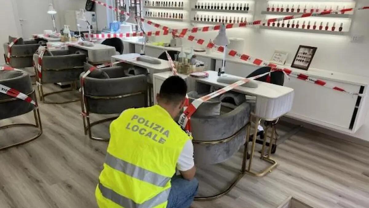 Estetiste al lavoro senza attestato professionale: sequestrate tutte le attrezzature - 