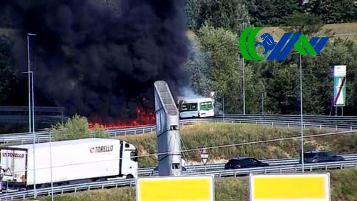 Furgone a fuoco sul Passante di Mestre: chiuso lo svincolo in uscita verso Martellago-Scorzè -