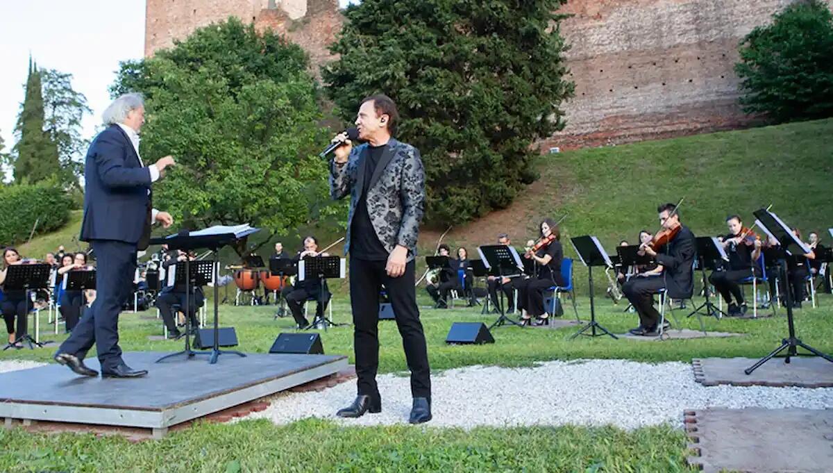 Che spettacolo è la vita: Roby Facchinetti all’Accademico di Castelfranco Veneto -