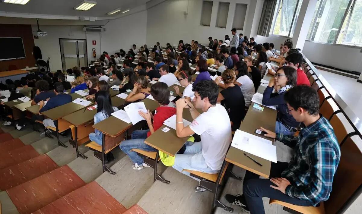 A Treviso è boom di iscritti a Medicina, ma il numero chiuso "blocca" oltre 100 persone - 